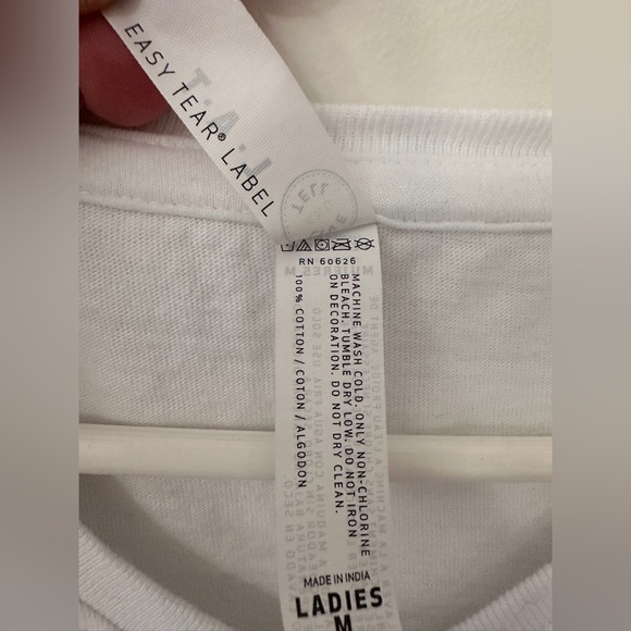 Liberty Graphics Live and Tell Women’s Fitted T-shirt - Picture 6 of 9